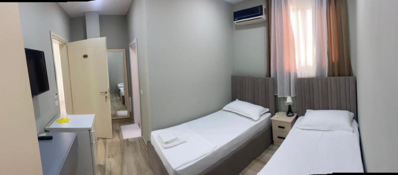 Julius Hotel Golem (Tirana) Exterior foto