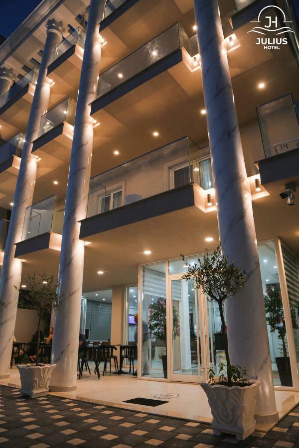 Julius Hotel Golem (Tirana) Exterior foto